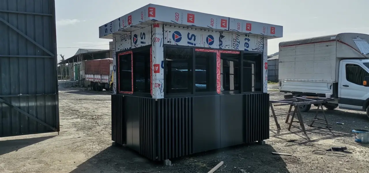 200x300 Kompozit Kaplama Güvenlik Bekçi Kulübesi