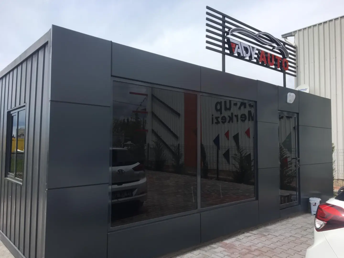  KOMPOZİT KAPLAMA OFİS KONTEYNER